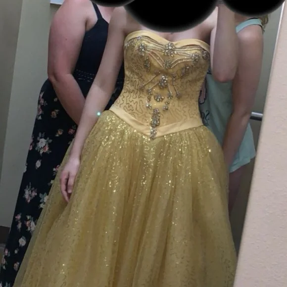 This is a prom dress! Size 4 worn once, there is a jewel coming off easy fix!! - Picture 2 of 3